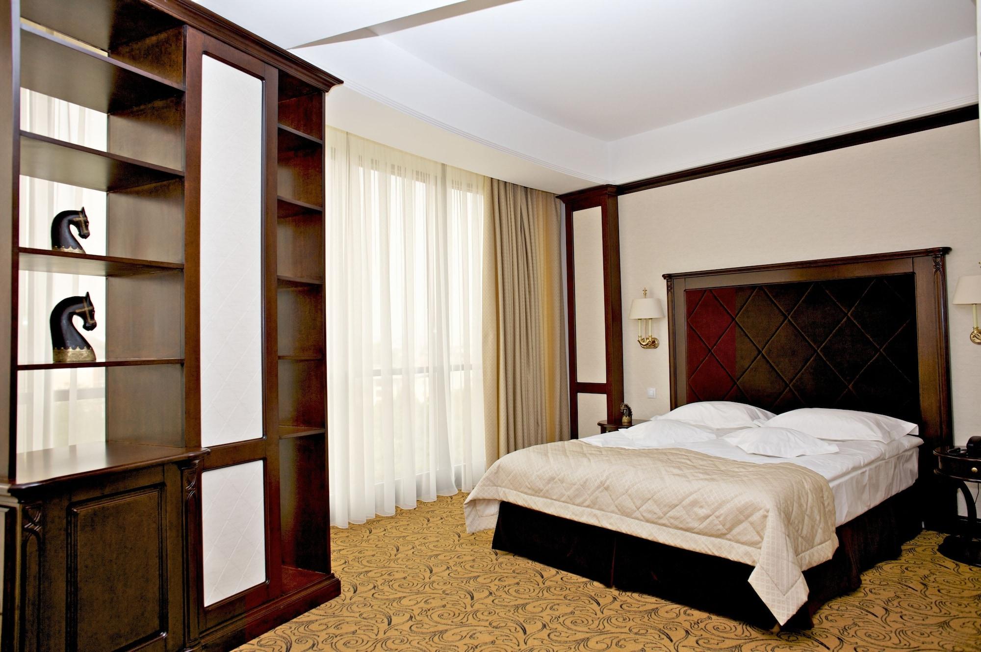Hotel Bellaria Iasi Exterior photo